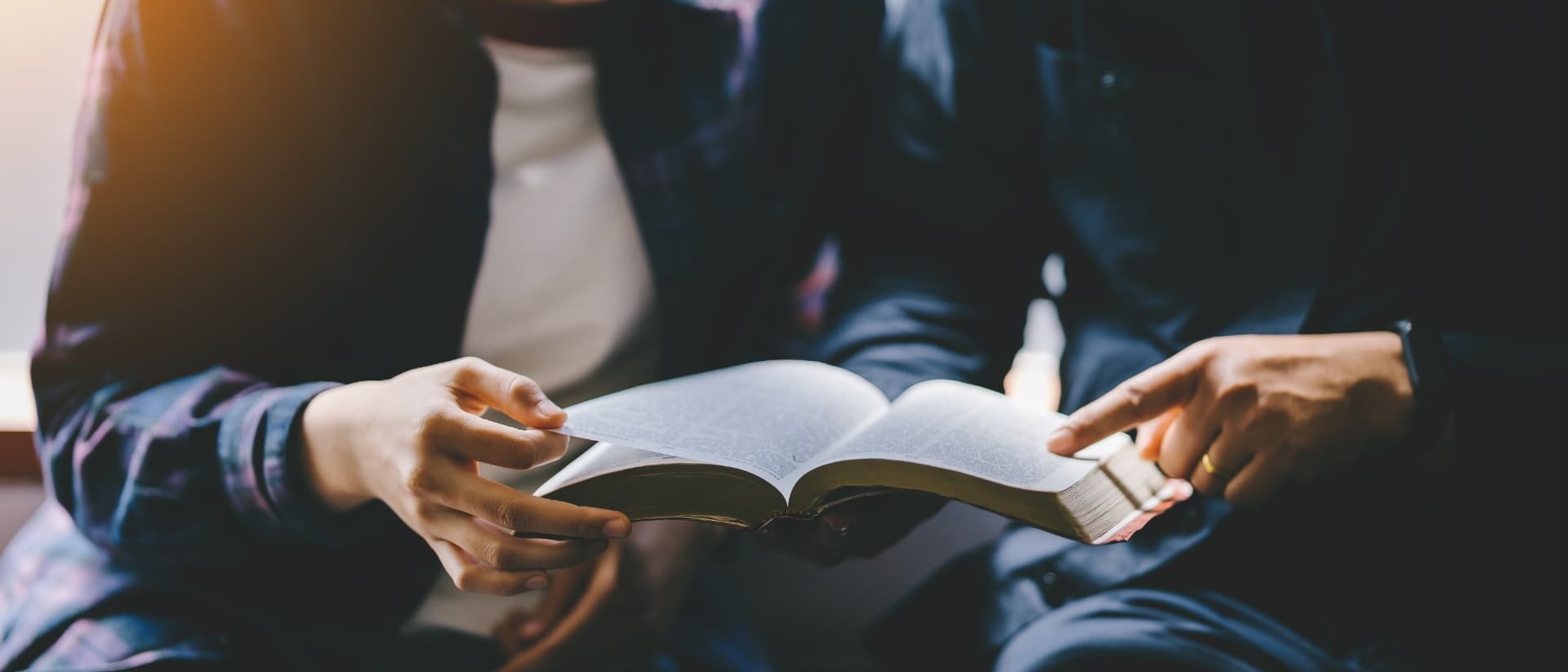 探索圣经 / Exploring the Bible